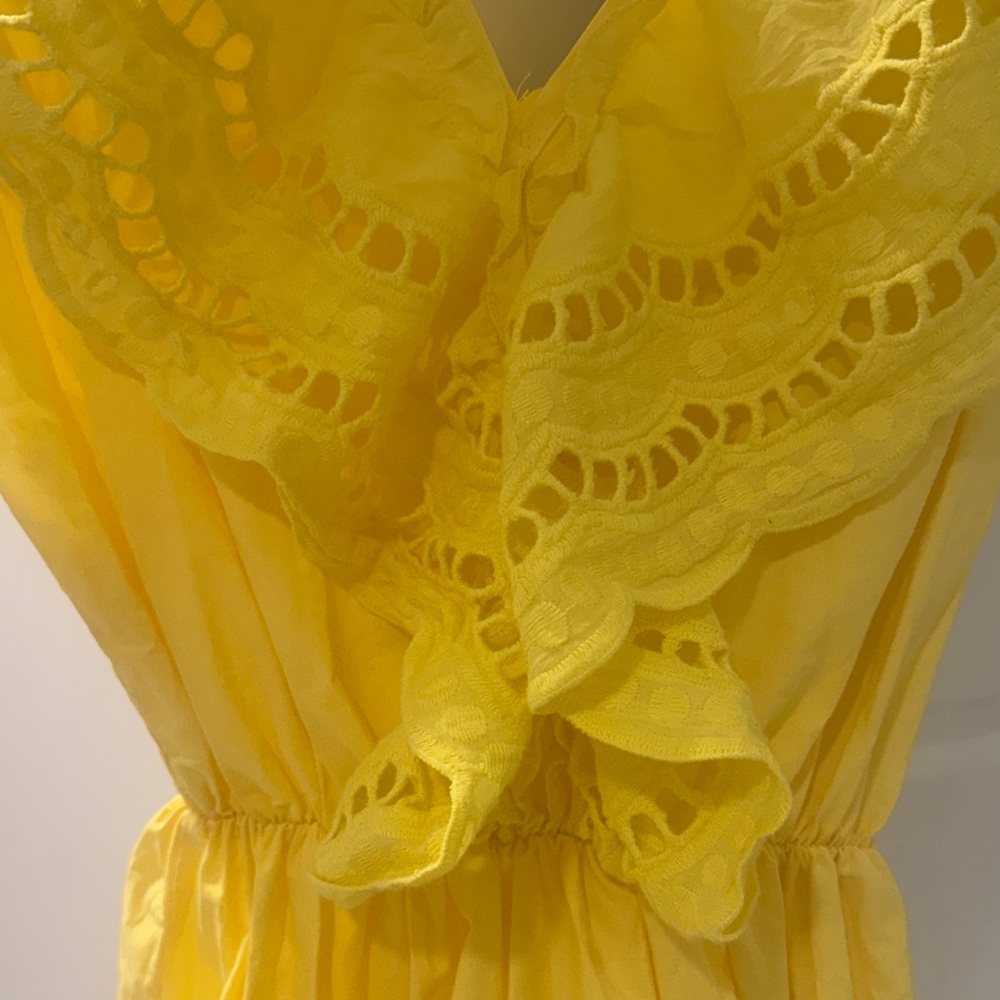 Rinascimento Sunny Yellow Lace Top - Picture 3 of 9